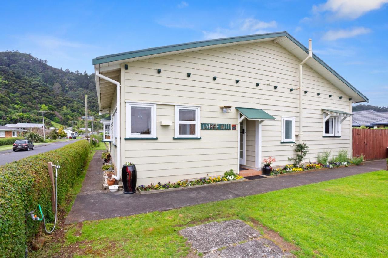 Holiday home Whare Nui On Rennie - *