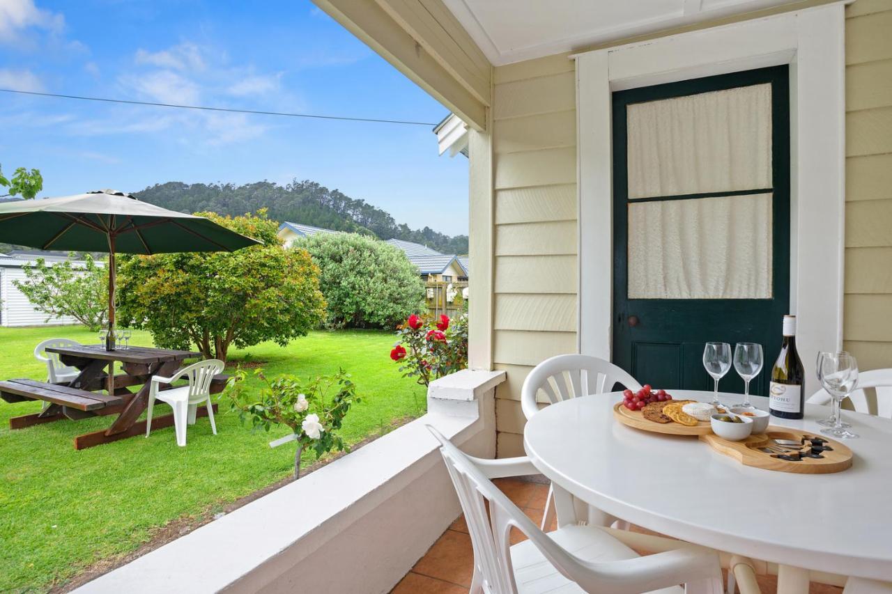 Holiday home Whare Nui On Rennie - *